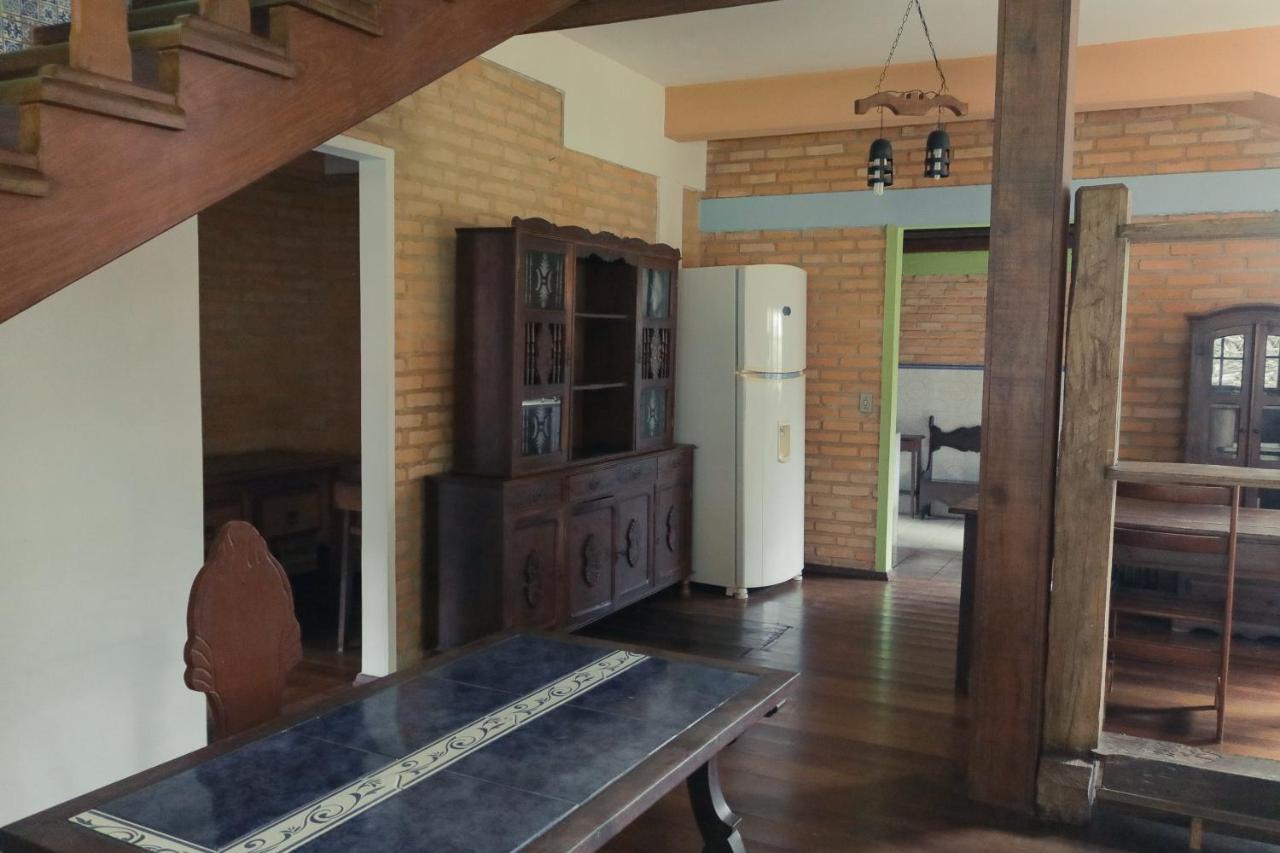 Em Tiradentes, Minas Gerais, Casa Tipica E Espacosa Em Terreno Arborizado Eksteriør bilde