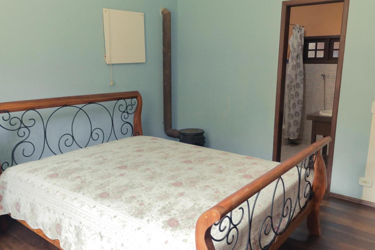 Em Tiradentes, Minas Gerais, Casa Tipica E Espacosa Em Terreno Arborizado Eksteriør bilde
