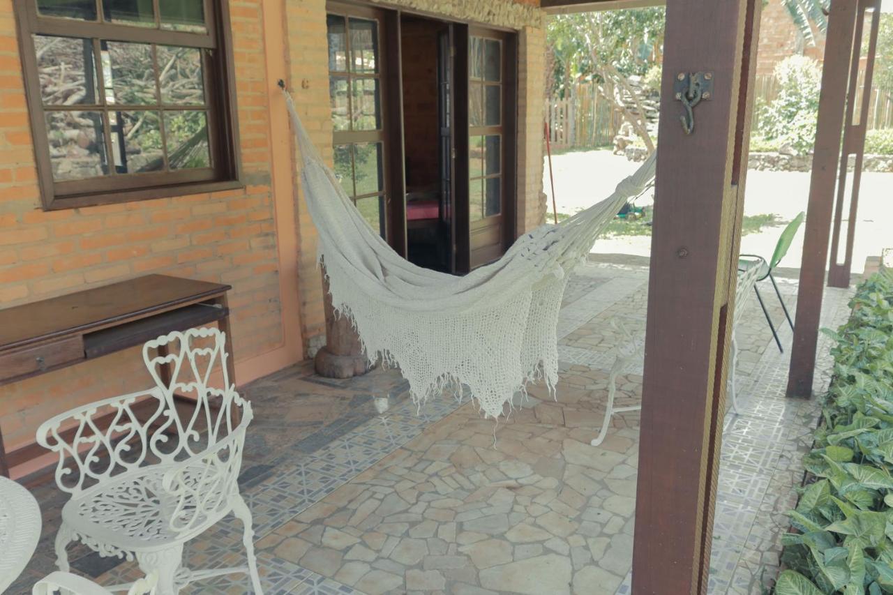 Em Tiradentes, Minas Gerais, Casa Tipica E Espacosa Em Terreno Arborizado Eksteriør bilde