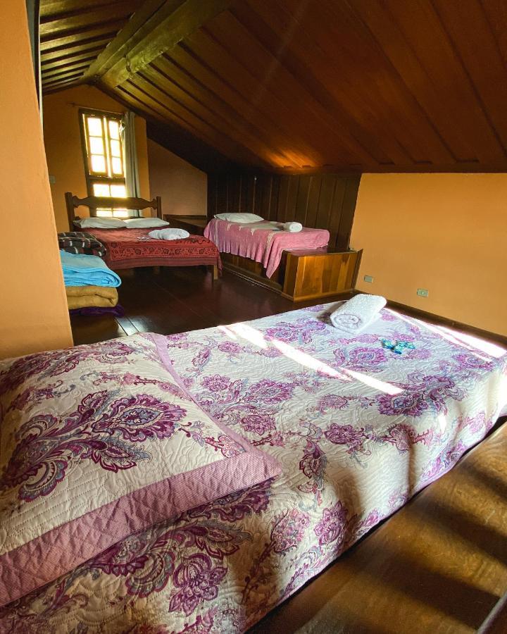 Em Tiradentes, Minas Gerais, Casa Tipica E Espacosa Em Terreno Arborizado Eksteriør bilde